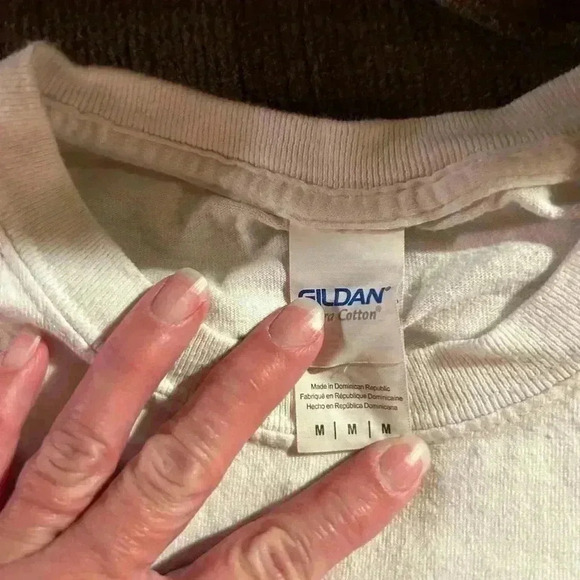 Luke Combs graphic concert tee, vibrant pattern, women’s M - Picture 3 of 3